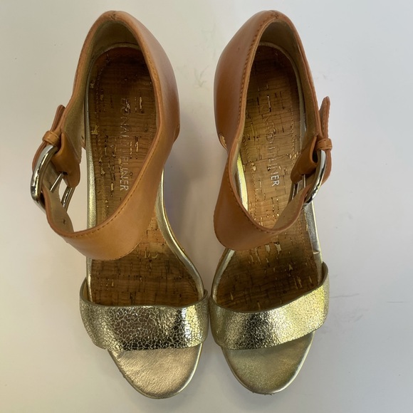 Donald J Pliner Malibu Platform Wedges - Picture 2 of 8